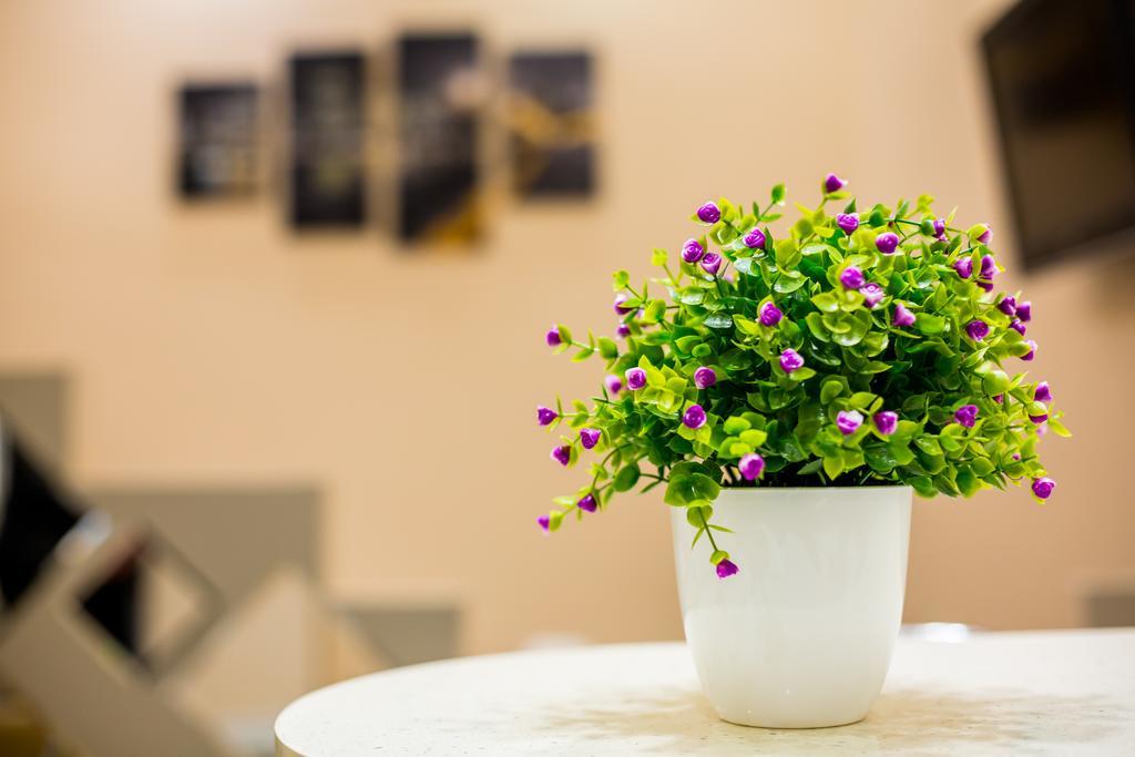 Avangard Studio Apartment Lviv Bagian luar foto